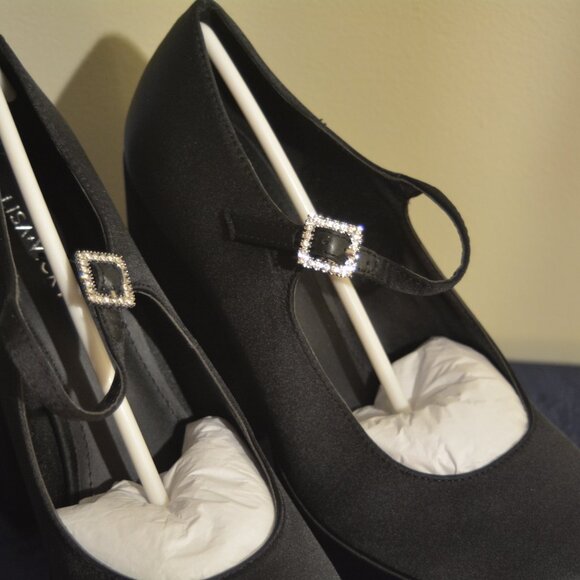👠✨ Lisa Vicky VAULT-V Black Satin Platform Mary Jane Heels – Size 10M NIB ✨👠 - Picture 4 of 8